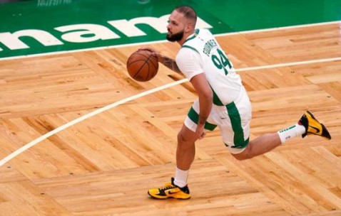 感染新冠后复出首战7投全失 富尼耶仍未适应绿军