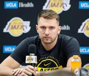 开云登录入口-天呐！湖人被爆内讧！这次与詹姆斯无关...