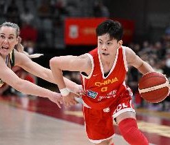 麦穗丰：女篮年轻球员适应强度&amp;得到锻炼 澳女篮真切帮我们练兵了
