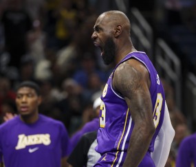 开云官方网站-NBA官方晒纪录：詹姆斯季后赛关键时刻进151球独一档 科比第二104