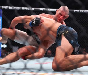 开云登录入口-送车臣狼王生涯首败！UFC328中量级冠军战：斯特里克兰爆冷夺冠